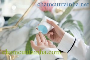 Bận mấy cũng đừng bỏ qua 5 việc này nếu muốn da khỏe đẹp - Ảnh 3.