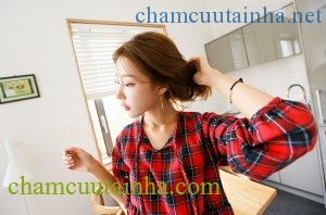 Những thói xấu vào buổi tối đang vô tình hủy hoại làn da bạn - Ảnh 4.