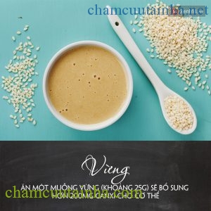 7 thực phẩm bạn cần ăn ngay từ bây giờ nếu không muốn xương kêu răng rắc khi về già - Ảnh 2.