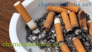 Không hút thuốc lá vẫn có thể mắc ung thư phổi vì các nguyên nhân sau - Ảnh 1.