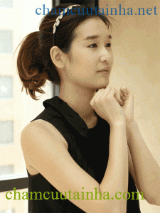 Xem beauty blogger Hàn Quốc hướng dẫn cách bôi kem và massage mặt để trẻ đẹp dài lâu - Ảnh 10.