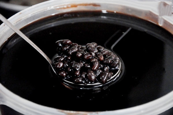 Bạn có thể sử dụng nước đậu đen để giảm cân. 